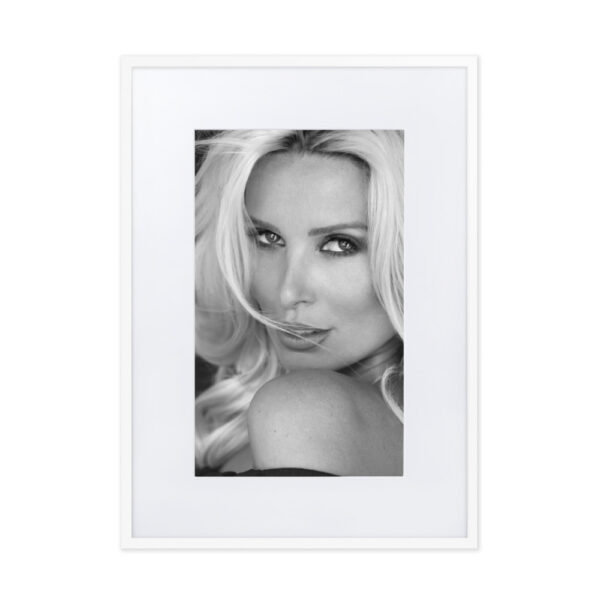 look at me - Image 7