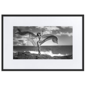 Black & White Fine Art Prints 66 Torrent de Pareis – gerahmter Kunstdruck von Marcus Boéll, schwarzer Rahmen, 61 × 91 cm