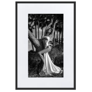 Black & White Fine Art Prints 31 Son Proenç – gerahmter Kunstdruck von Marcus Boéll, schwarzer Rahmen, 61 × 91 cm