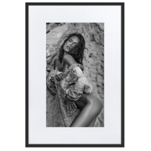 Black & White Fine Art Prints 13 Son Negre – gerahmter Kunstdruck von Marcus Boéll, schwarzer Rahmen, 61 × 91 cm