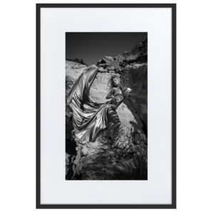 Boéll Shop – Fine Art Photography & Graphic Art 98 Son Giuliano – gerahmter Kunstdruck von Marcus Boéll, schwarzer Rahmen, 61 × 91 cm