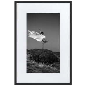 Boéll Shop – Fine Art Photography & Graphic Art 90 Albenya – gerahmter Kunstdruck von Marcus Boéll, schwarzer Rahmen, 61 × 91 cm
