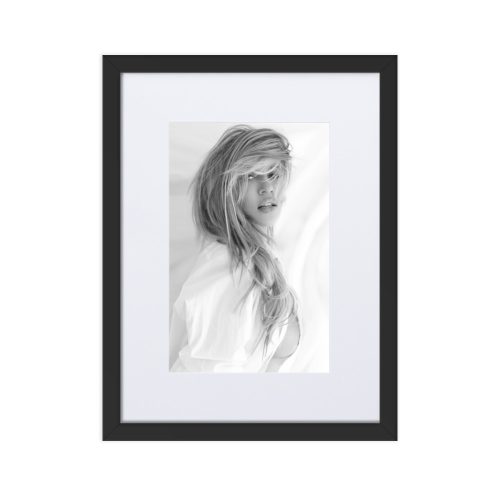 matte-paper-framed-poster-with-mat-cm-black-30x40-cm-transparent-6820da93967fb.jpg