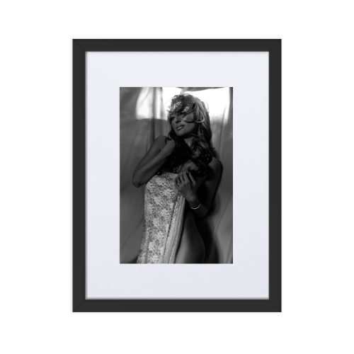 matte-paper-framed-poster-with-mat-cm-black-30x40-cm-transparent-6820dd27b64dc.jpg