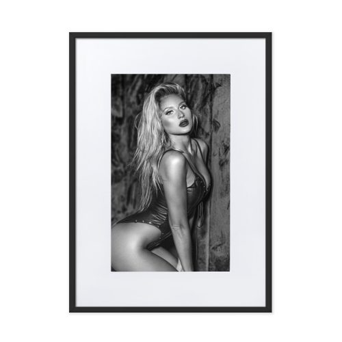 matte-paper-framed-poster-with-mat-cm-black-50x70-cm-transparent-6820beeedd5ea.jpg