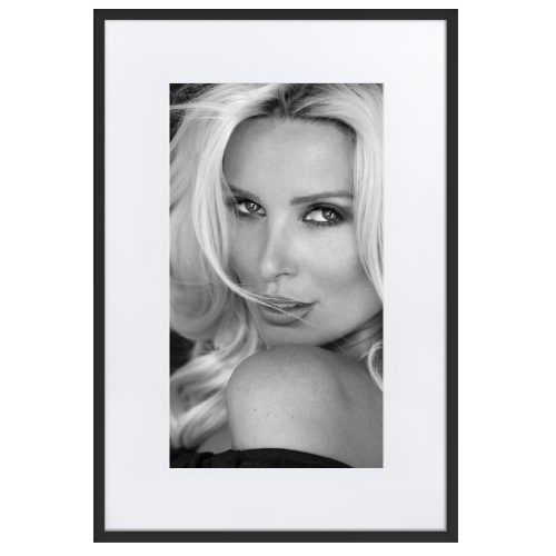 matte-paper-framed-poster-with-mat-cm-black-61x91-cm-transparent-6820d78cb7af9.jpg