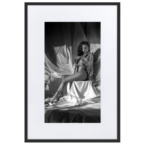 matte-paper-framed-poster-with-mat-cm-black-61x91-cm-transparent-68d8f0b8dd389.jpg